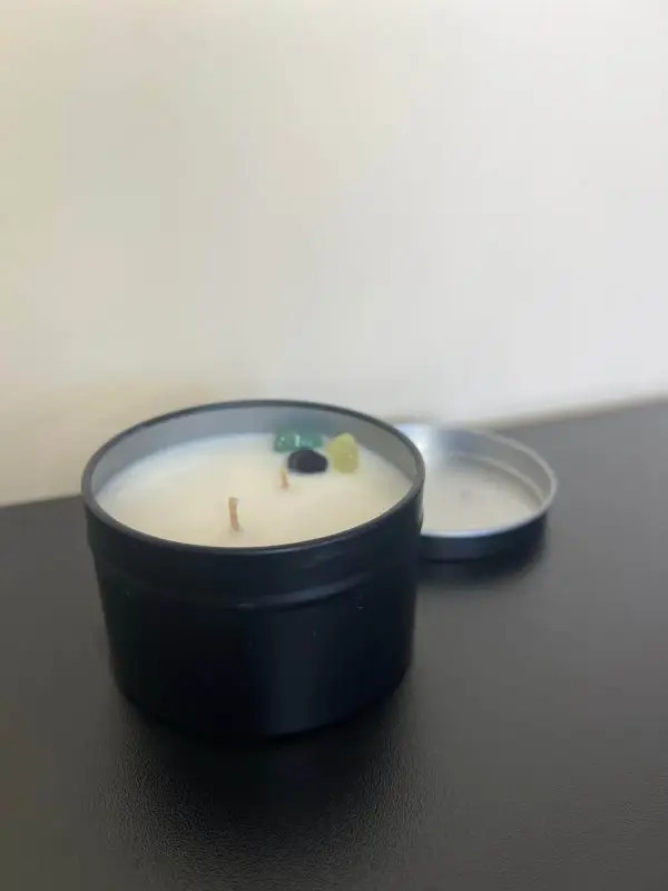 Lumânare Abundance Letter cu cristale pentru prosperitate și intenții de abundență